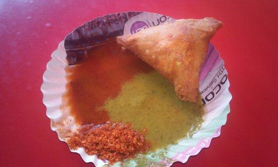 Vada Pav Samrat